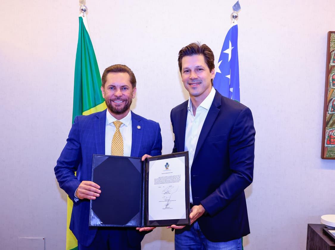 Daniel Vilela transmite o Governo de Goiás para Bruno Peixoto