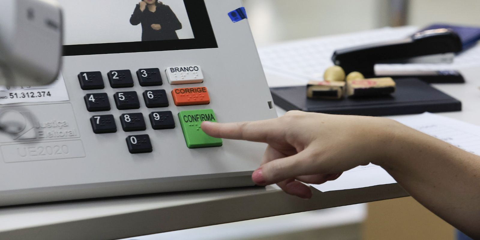 Eleitor que faltou ao primeiro turno pode participar do segundo turno