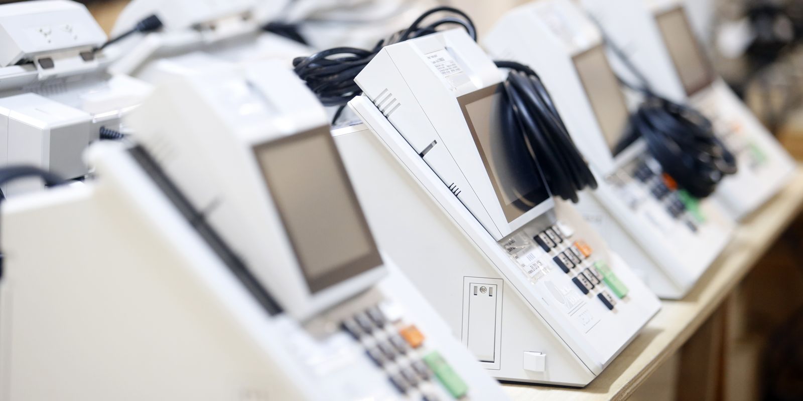 Estado de São Paulo inicia preparação de urnas eletrônicas para o segundo turno