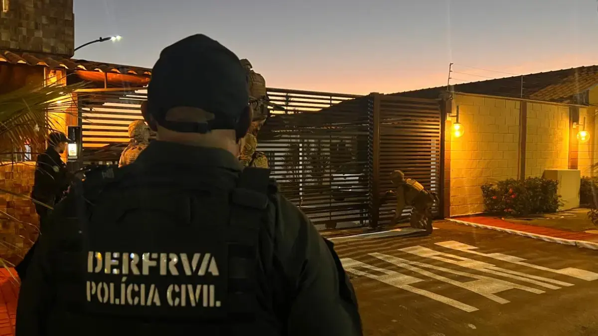 Polícia Civil prende trio suspeito de furtar drogarias no Distrito Federal