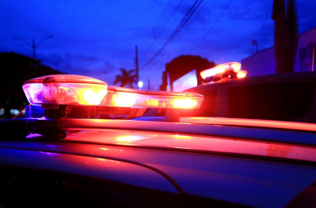 Mulher é presa por tentativa de homicídio após atacar homem em Águas Claras