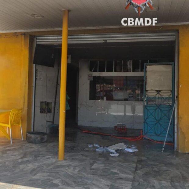 Incêndio em loja em Ceilândia deixa duas pessoas intoxicadas por fumaça