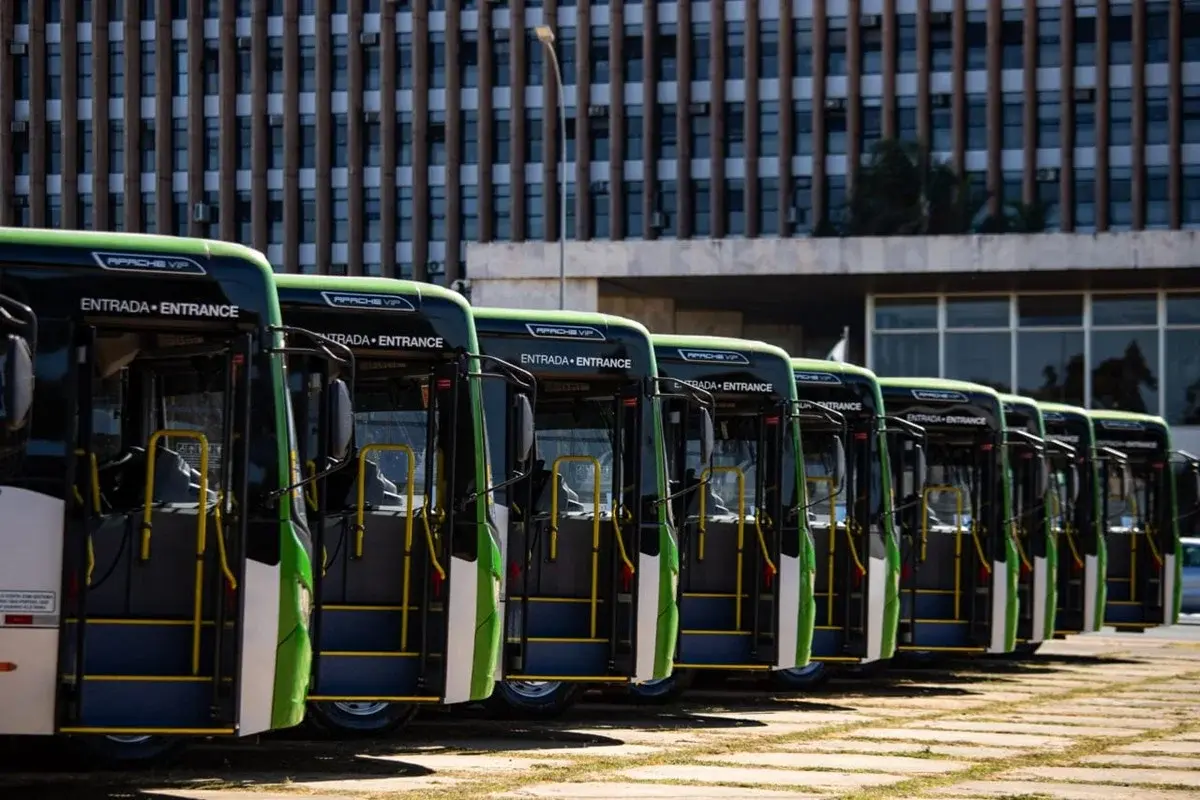 Justiça determina que GDF inclua Planaltina e Arapoanga em ônibus elétricos