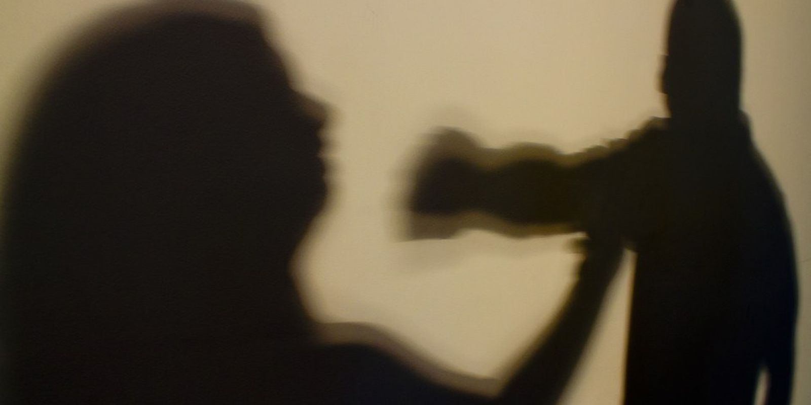 Justiça do Rio de Janeiro condena quatro homens por estupro coletivo