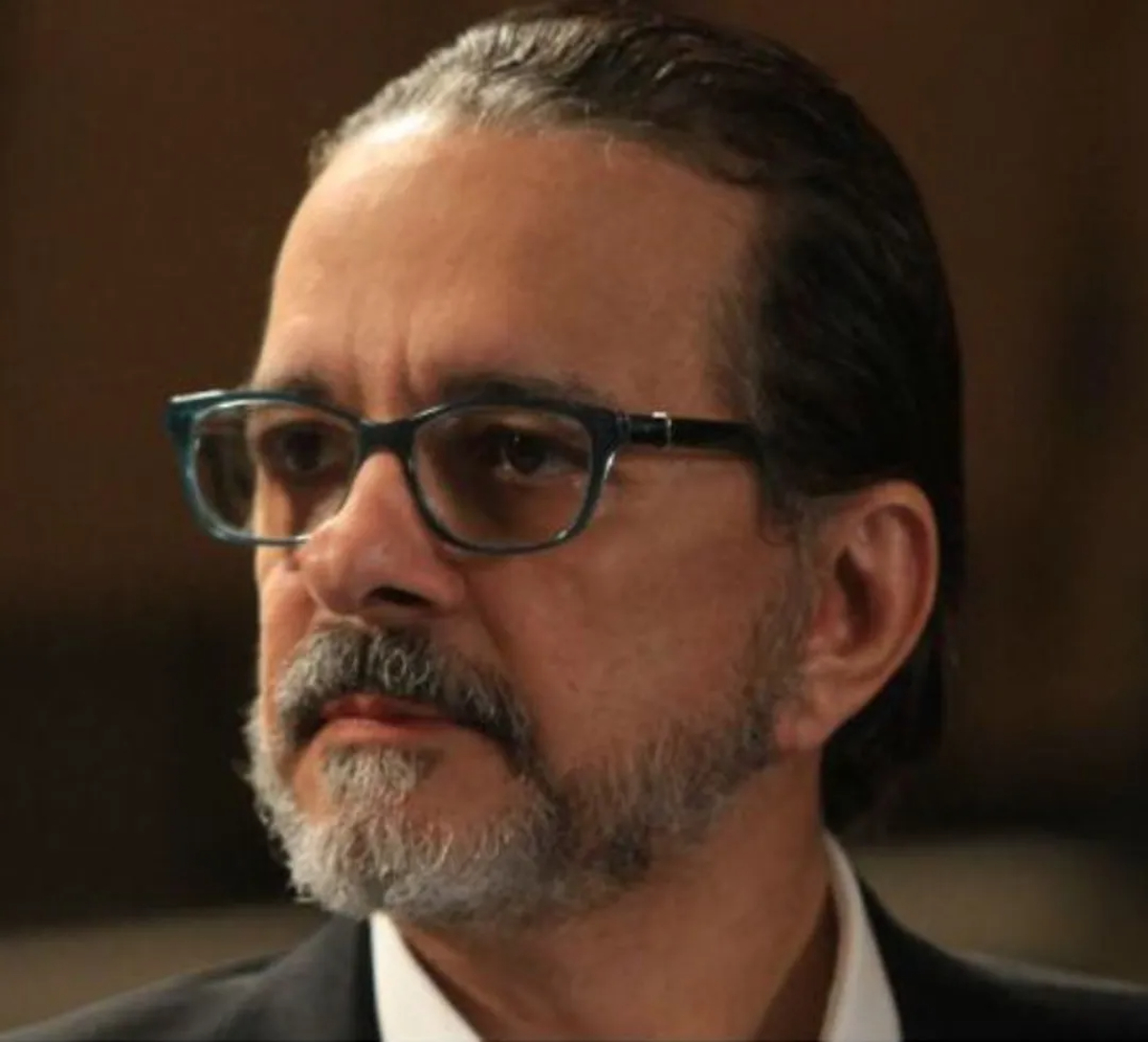 Flávio virou favorito vulnerável e eleição está aberta segundo Lavareda