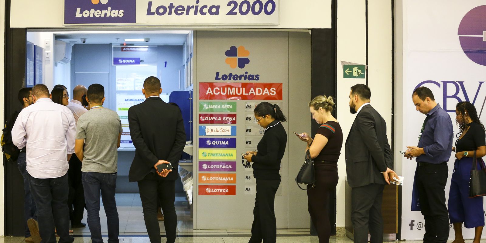 Mega-Sena sorteia prêmio acumulado de R$ 112 milhões neste domingo