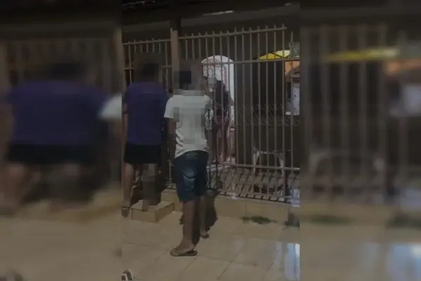 Mulher vai para a delegacia em Planaltina após postagens sobre traições