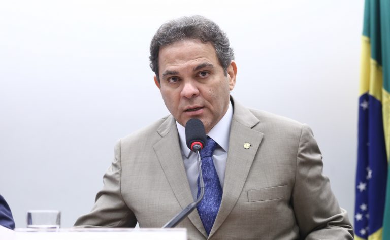 Projeto de lei define teor mínimo de polpa para produtos vendidos como açaí