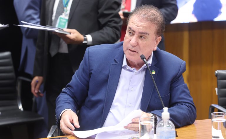 Novo projeto limita cobrança de dívida trabalhista a empresas