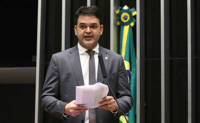 Projeto de lei garante financiamento para representantes comerciais pelo Move Brasil