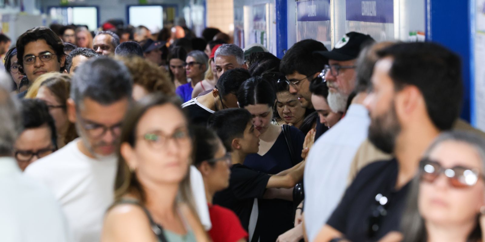 Renovação da câmara federal atinge 35% com novos nomes na política
