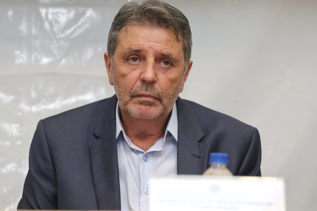 Secretário aponta legítima defesa em ação policial com 45 disparos