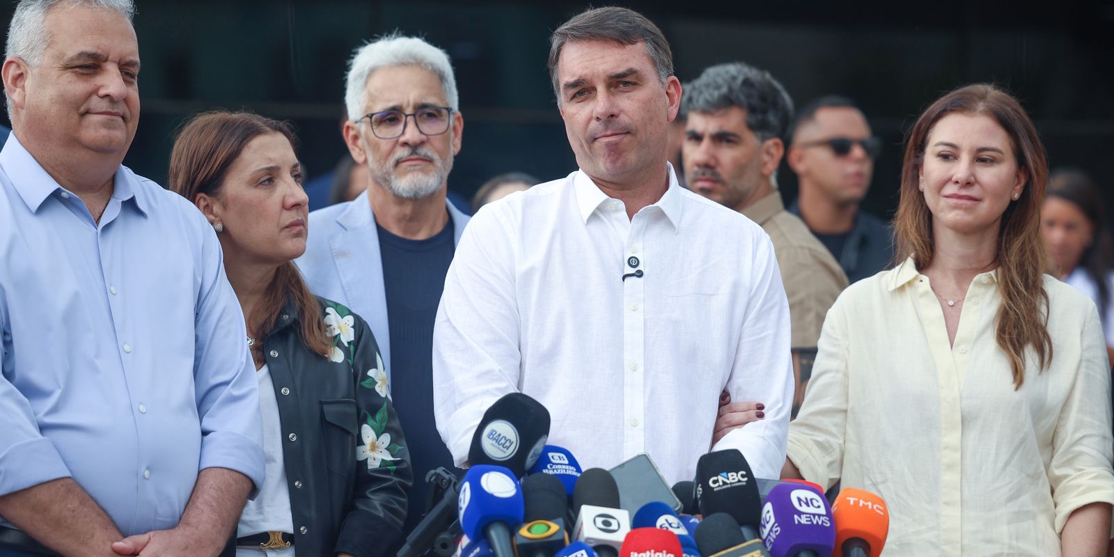 STF desmente operação de busca e apreensão contra Flávio Bolsonaro