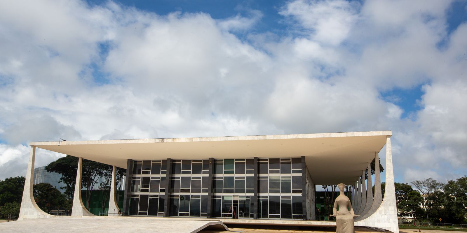 STF proíbe inclusão de créditos de ICMS na base do PIS/Cofins