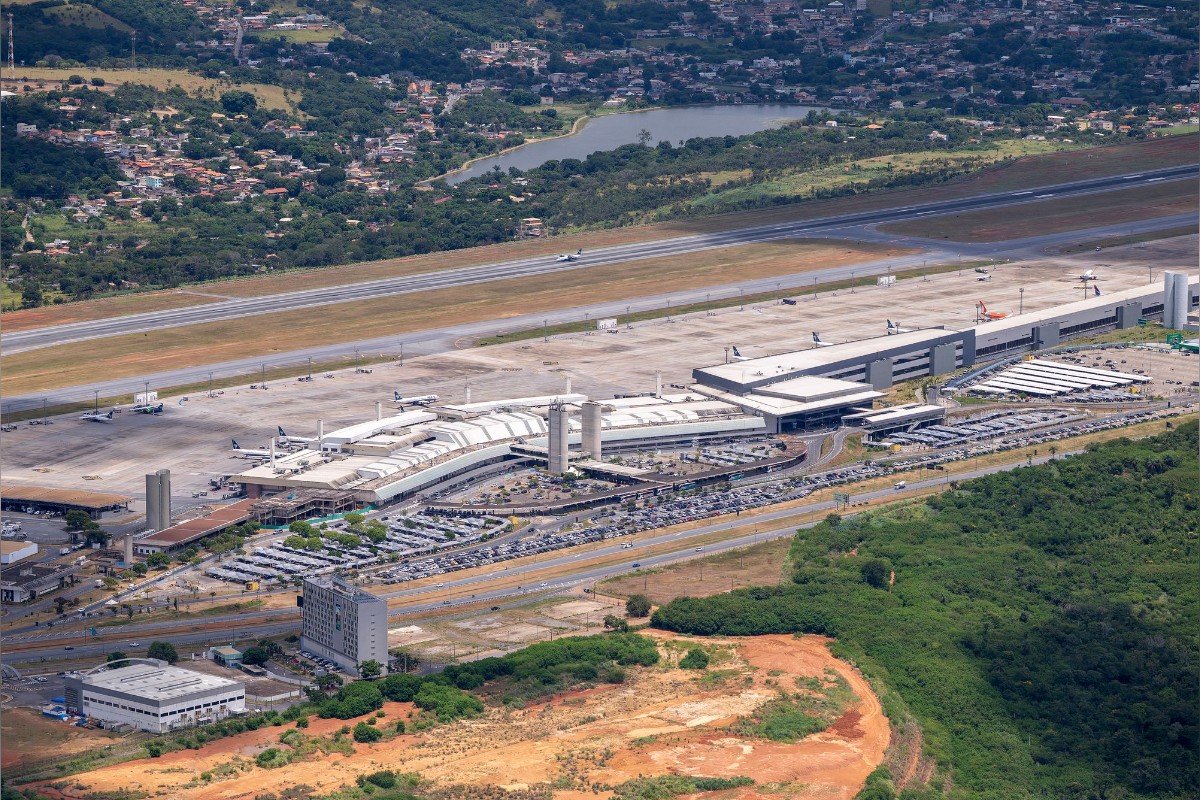 Ameaça de bomba em voo que ia de Belo Horizonte para São Paulo cancela viagem