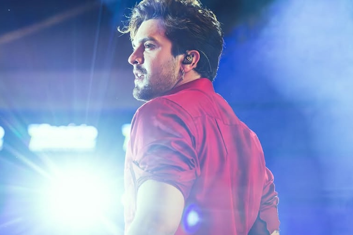 Luan Santana celebra 19 anos de carreira no DF com turnê registro histórico