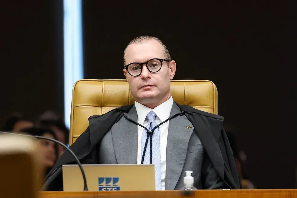 STF: Zanin analisa pedido para estender horário de votação até as 19h
