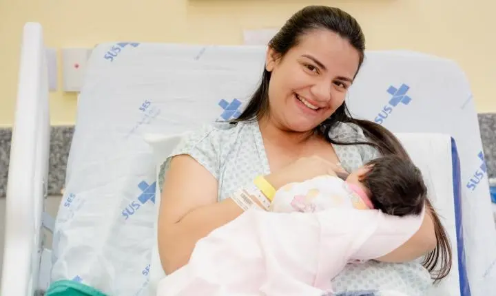 Agosto Dourado reforça a importância do aleitamento materno para o desenvolvimento infantil