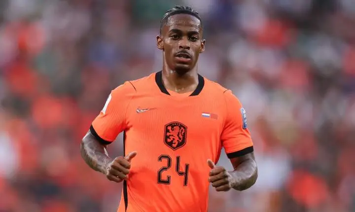 Al-Hilal fecha acordo milionário por Crysencio Summerville, destaque da Holanda na Copa