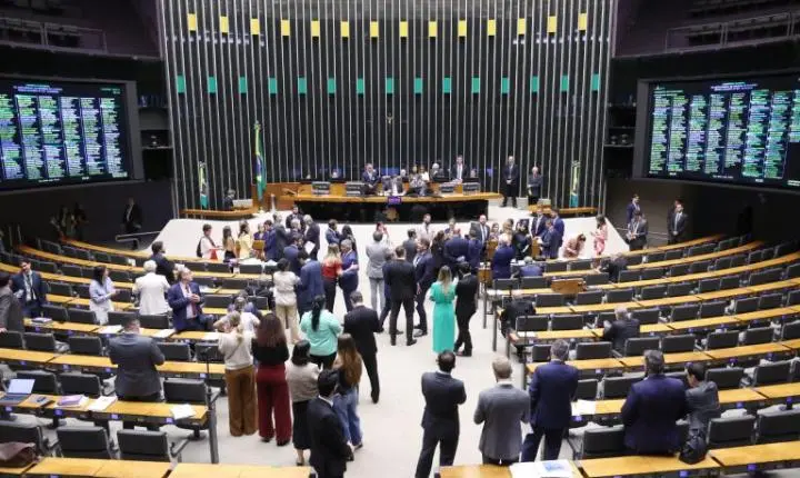 Alcolumbre recusa pedidos de instalação de CPI do Banco Master