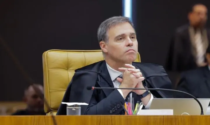 André Mendonça assume relatoria de ação de Lula sobre sigilo