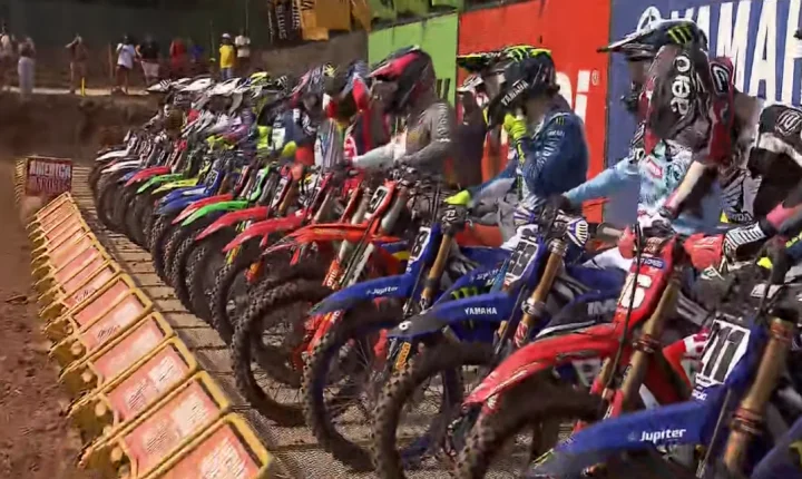 Assista ao vivo à final do Campeonato Brasileiro de Motocross em Brumadinho