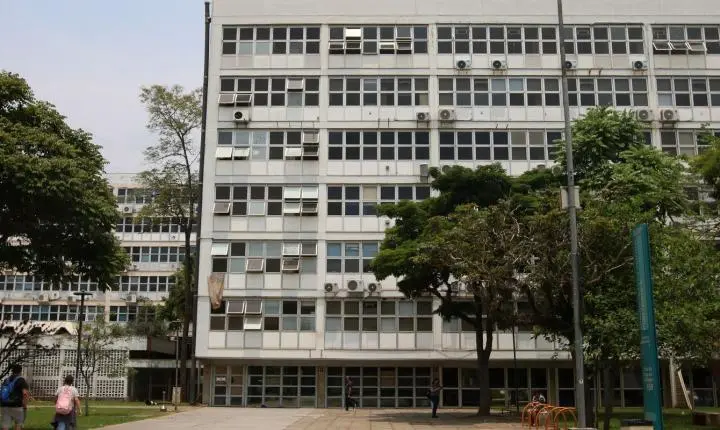 Acordo com reitoria leva servidores da USP a encerrar greve