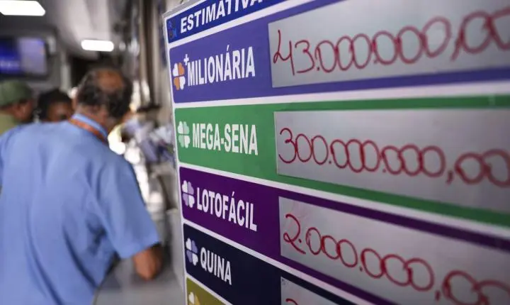 Duas apostas do Rio e de Fortaleza faturam o prêmio da Mega-Sena de 30 anos