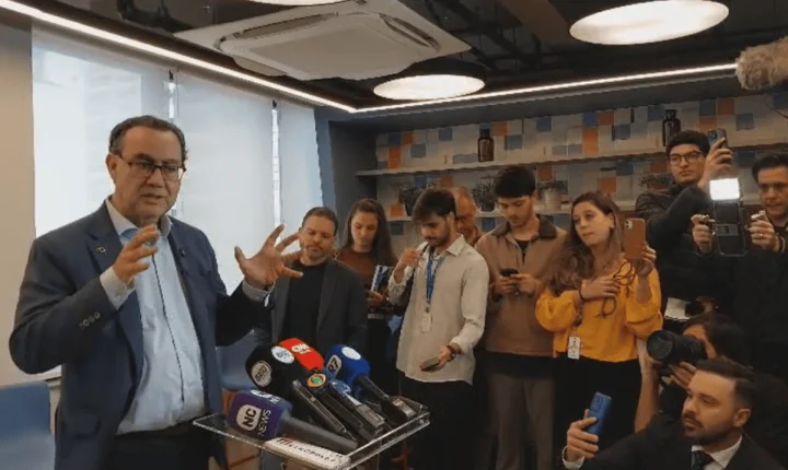 Augusto Cury cobra Alexandre de Moraes e comemora avanço na pesquisa Quaest