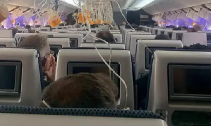 Avião sofre emergência aérea, perde altitude e retorna para Londres