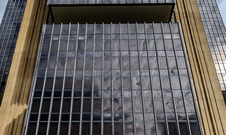 Ata do Copom aponta desaceleração da inflação e prevê juros restritivos