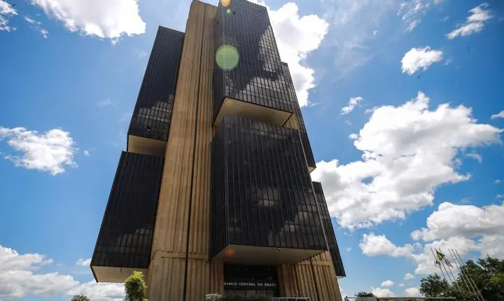 Banco Central decreta liquidação extrajudicial das distribuidoras Trustee e Banvox