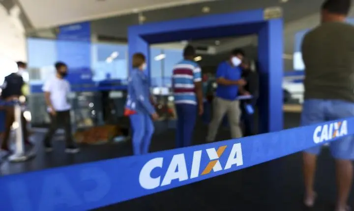 Caixa Econômica Federal libera Bolsa Família para beneficiários com NIS final 8
