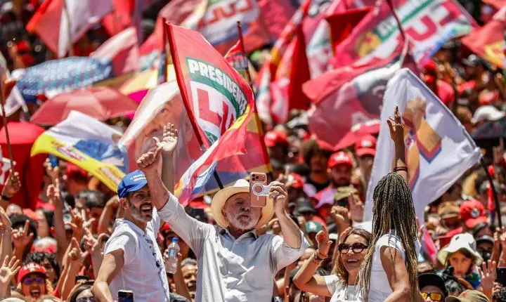 Banco Master: Brasil não será governado por sócios, afirma Lula