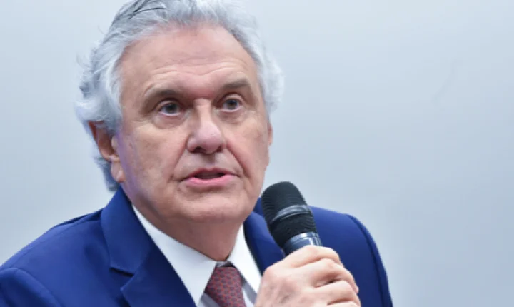 Ronaldo Caiado acusa Daniel Vorcaro de comprar Alexandre de Moraes e Lula