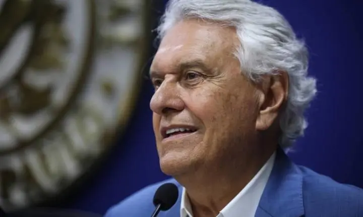 Ronaldo Caiado critica taxa de juros atual e aponta impacto negativo na economia