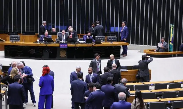 Camara aprova projeto que cria universidade federal em Oiapoque