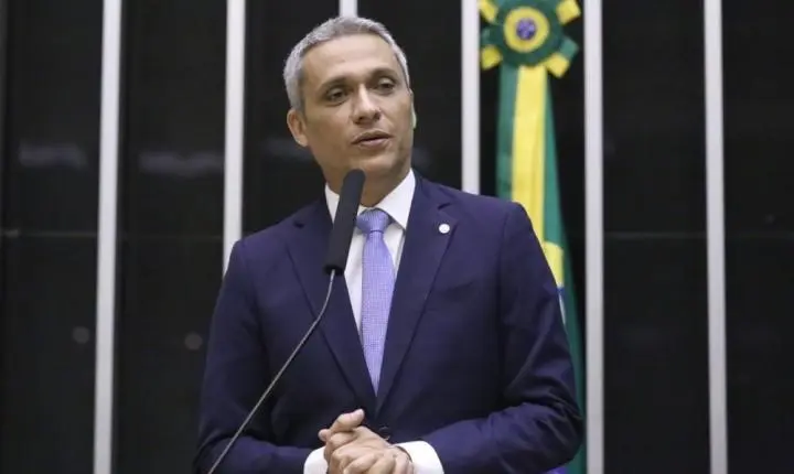Câmara aprova PL de Gustavo Gayer para endurecer combate ao narcotráfico e crime organizado nas fronteiras