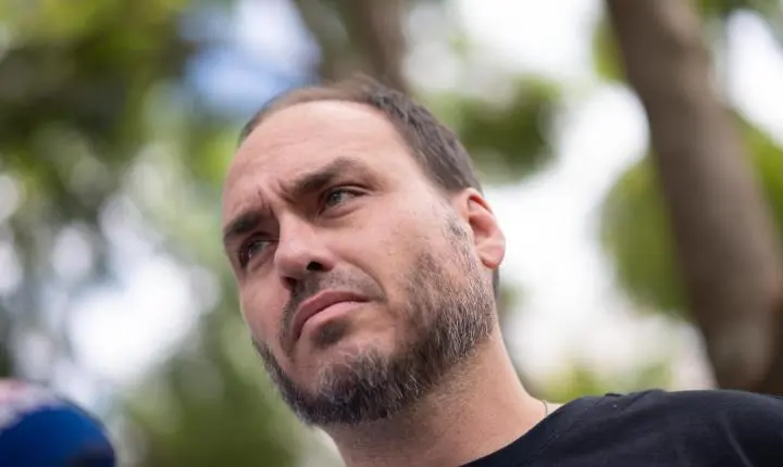 Carlos Bolsonaro investe em posts nas redes sociais para o 7 de setembro