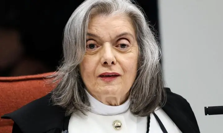 Cármen Lúcia afirma que a desconfiança no Judiciário é um problema sério