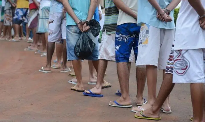 A CCJ reinicia nesta terça-feira a discussão sobre a diminuição da maioridade penal