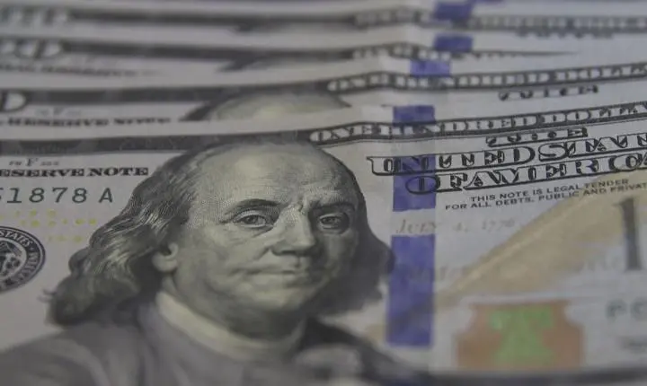 China implementa infraestrutura financeira na África para reduzir dependência do dólar