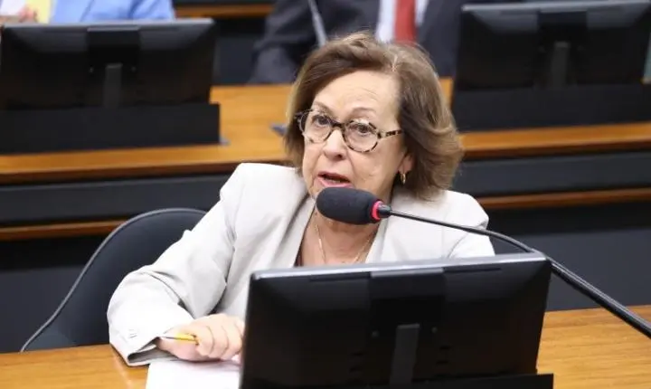 Comissão de educação aprova programa alimentar exclusivo para instituições federais