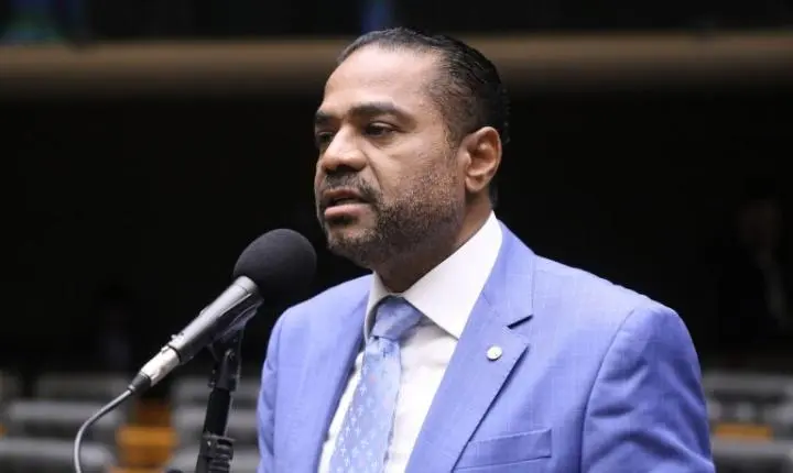 Comissão da Câmara aprova proposta para incluir templos religiosos em programa de energia renovável