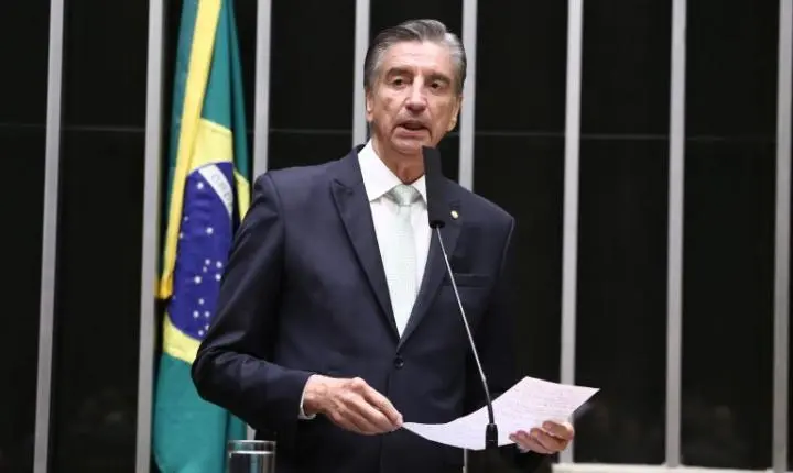Comissão da Câmara aprova suspensão de pagamento do Fies durante calamidade pública