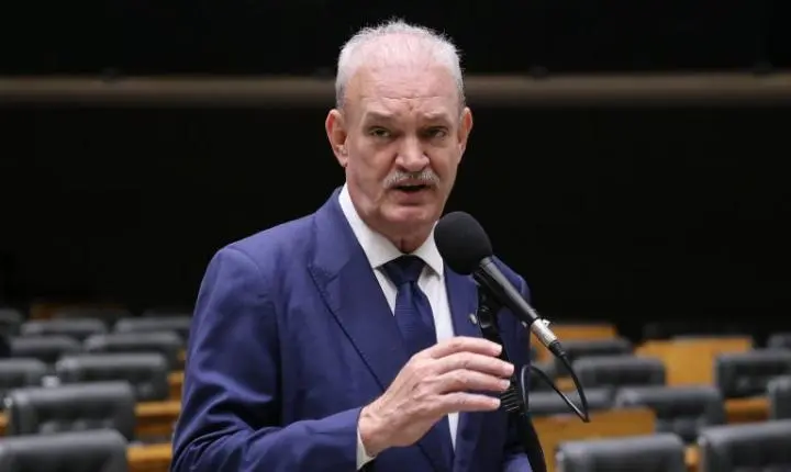 Comissão aprova novas regras para placas de atendimento prioritário para pessoas com deficiência