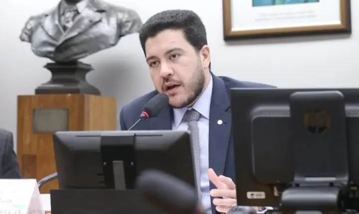 Comissão discute princípios para a regulamentação de plataformas digitais