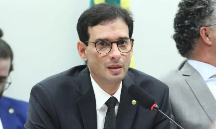 Comissão especial pode deliberar sobre fim da escala 6x1 nesta quarta-feira