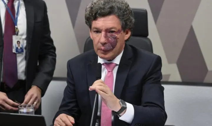 Comissão adia votação da MP que zera a taxa das blusinhas para terça-feira