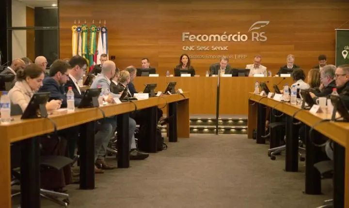 Comissão debate atualização de faixas do Simples Nacional e limites para MEI